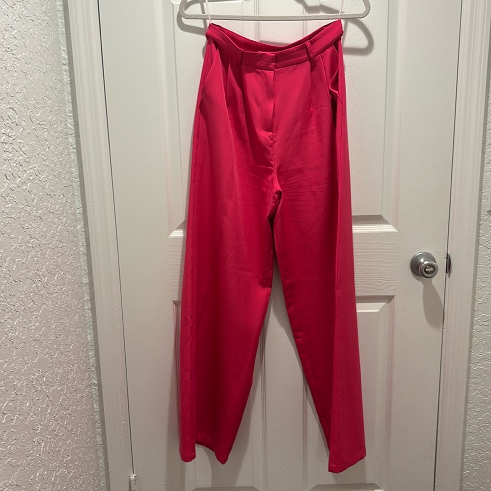 Commense Pink Vest and Trouser Set Women’s Sz Medium